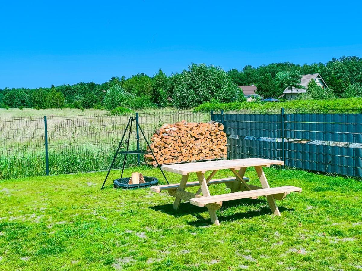 Slonce I Woda Domki Caloroczne, Klimatyzacja, Podgrzewany Basen, Bezplatny Parking Łeba Buitenkant foto