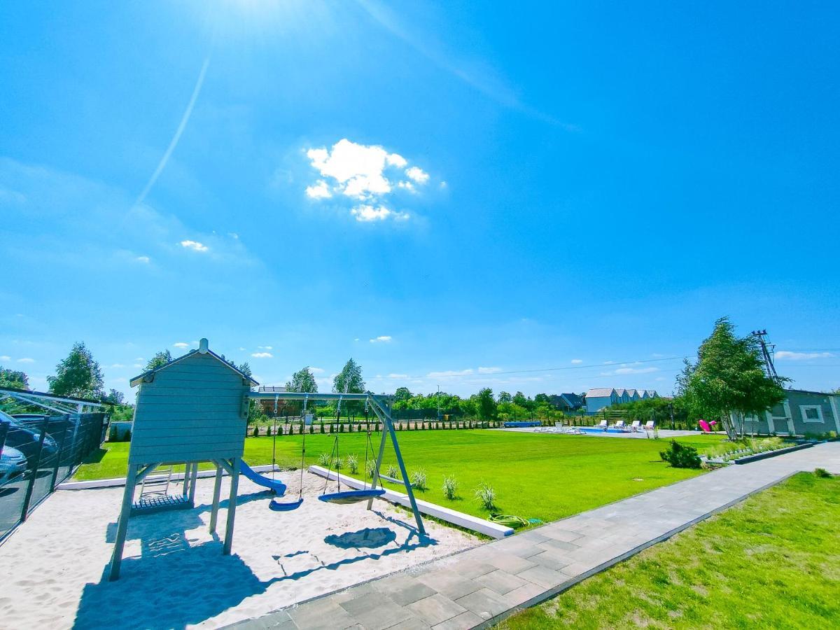Slonce I Woda Domki Caloroczne, Klimatyzacja, Podgrzewany Basen, Bezplatny Parking Łeba Buitenkant foto